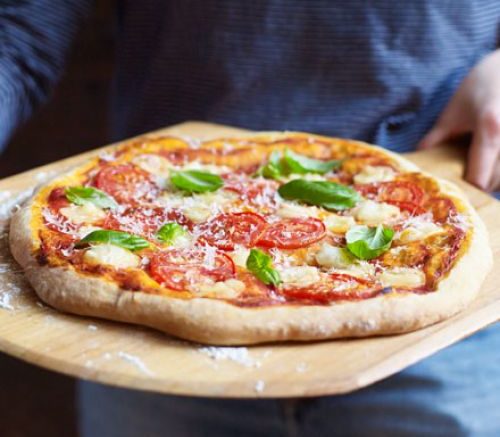 Vegan pizza Margherita