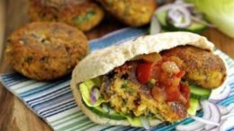 Falafel burgers